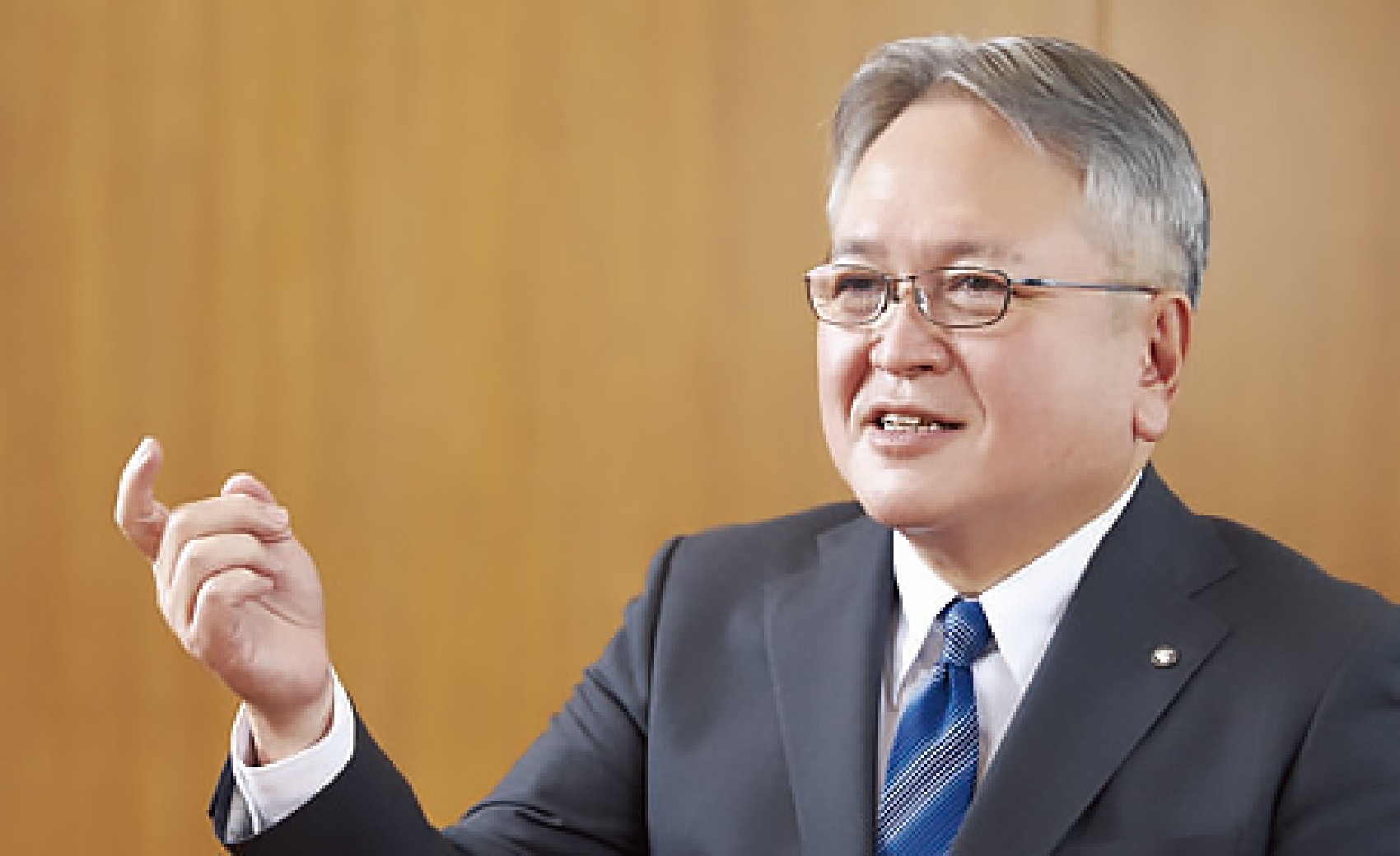 Eiji Aga